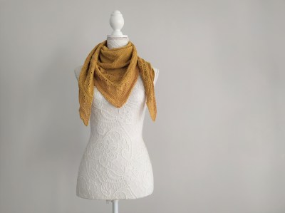 freia frost shawl chale trin annelie knits tricot bio balance bc garn vieille morue 7