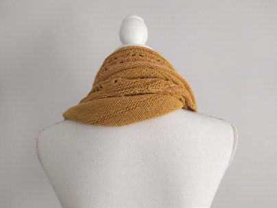 freia frost shawl chale trin annelie knits tricot bio balance bc garn vieille morue 9