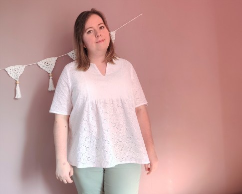 joli lab cherry blossom broderie anglaise couture blouse vieille morue 1