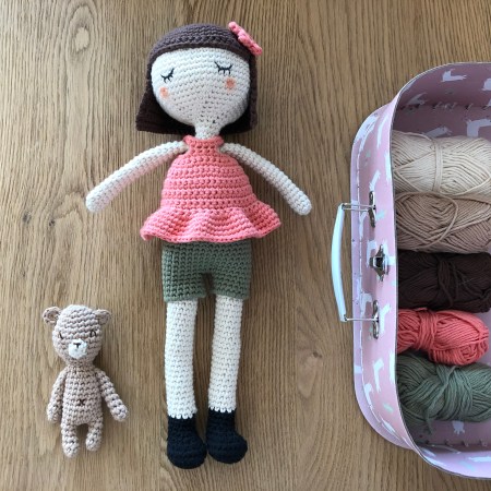 ligne retro suzanne et pompon poupée crochet doll drops paris vieille morue 6