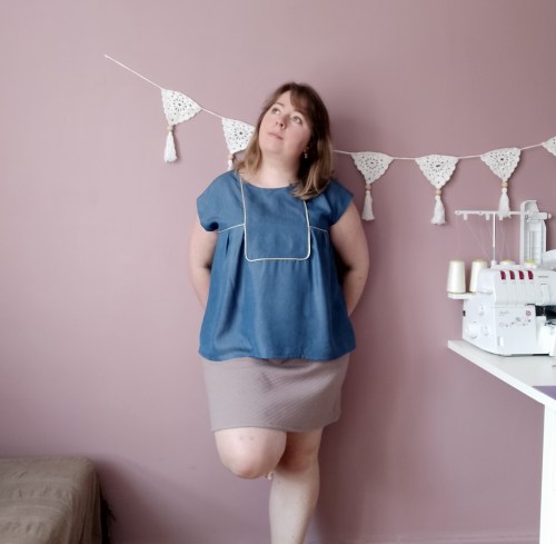 blouse robe areli république du chiffon RDC tencel passepoil doré or plastron mondial tissus vieille morue 6